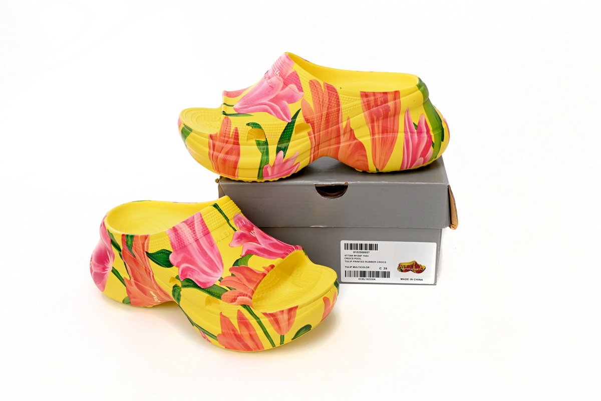 LJR Balenciaga x Crocs Pool Slide Sandals Tulip Print Multi,677389W1S8F7053