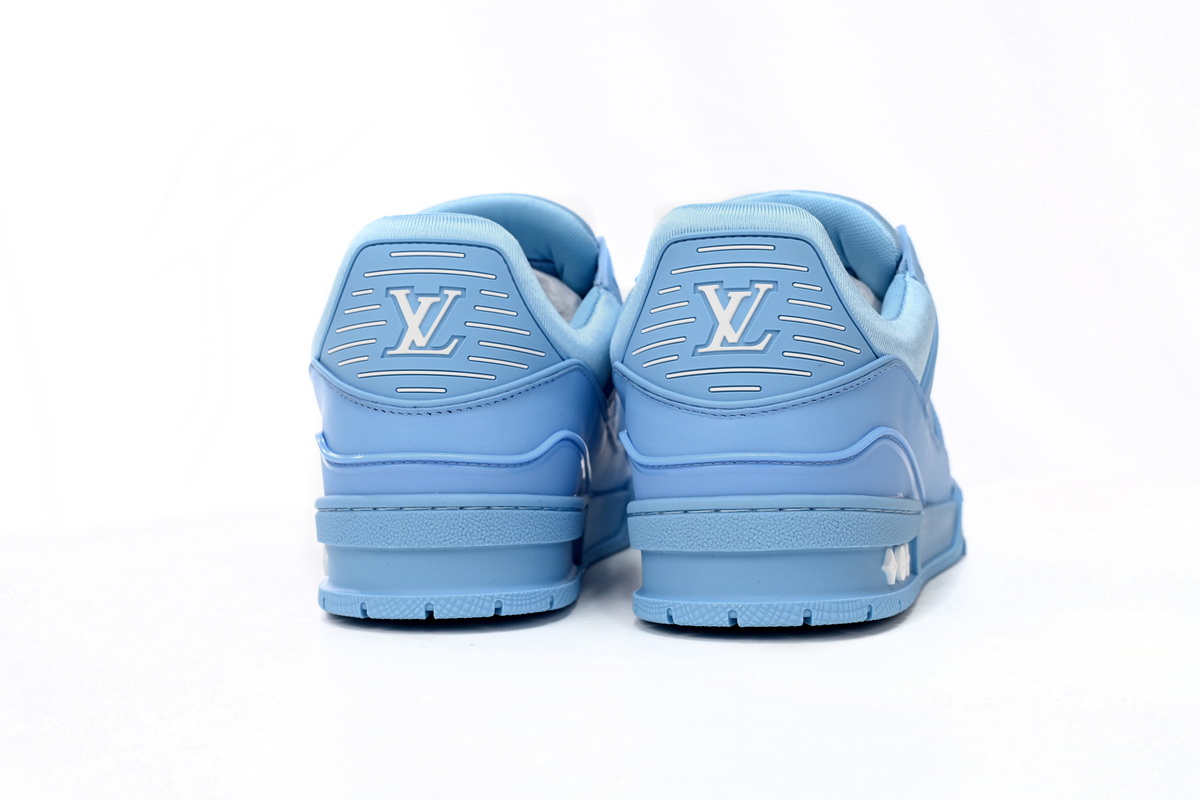 LJR Louis Vuitton Trainer Blue Embossed Monogram,1AARFG