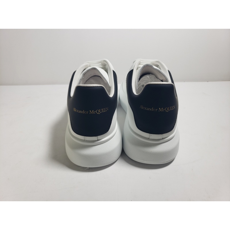 PKGoden Alexander McQueen Sneaker Dlack Skin