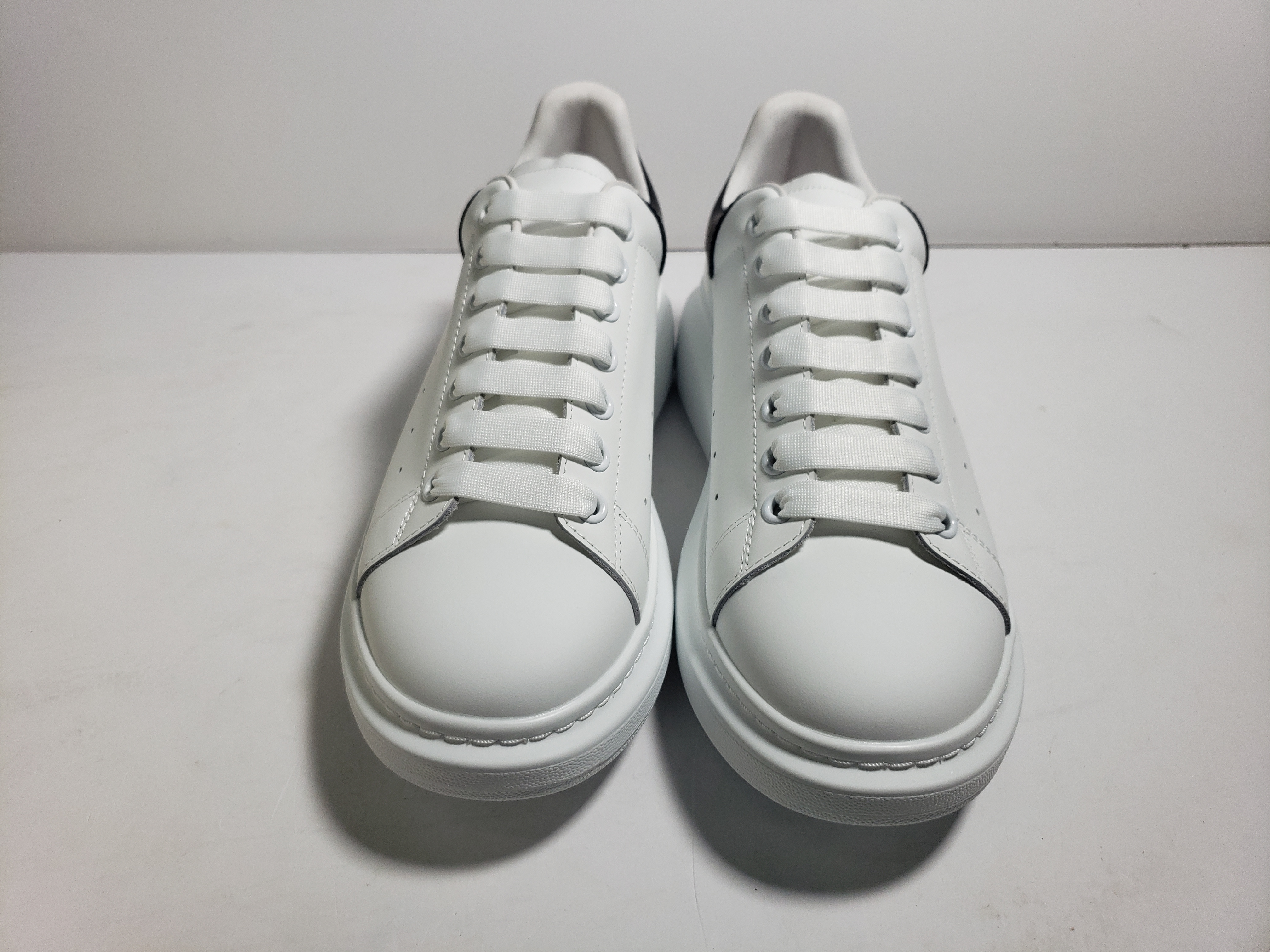 PKGoden Alexander McQueen Sneaker Dlack Skin