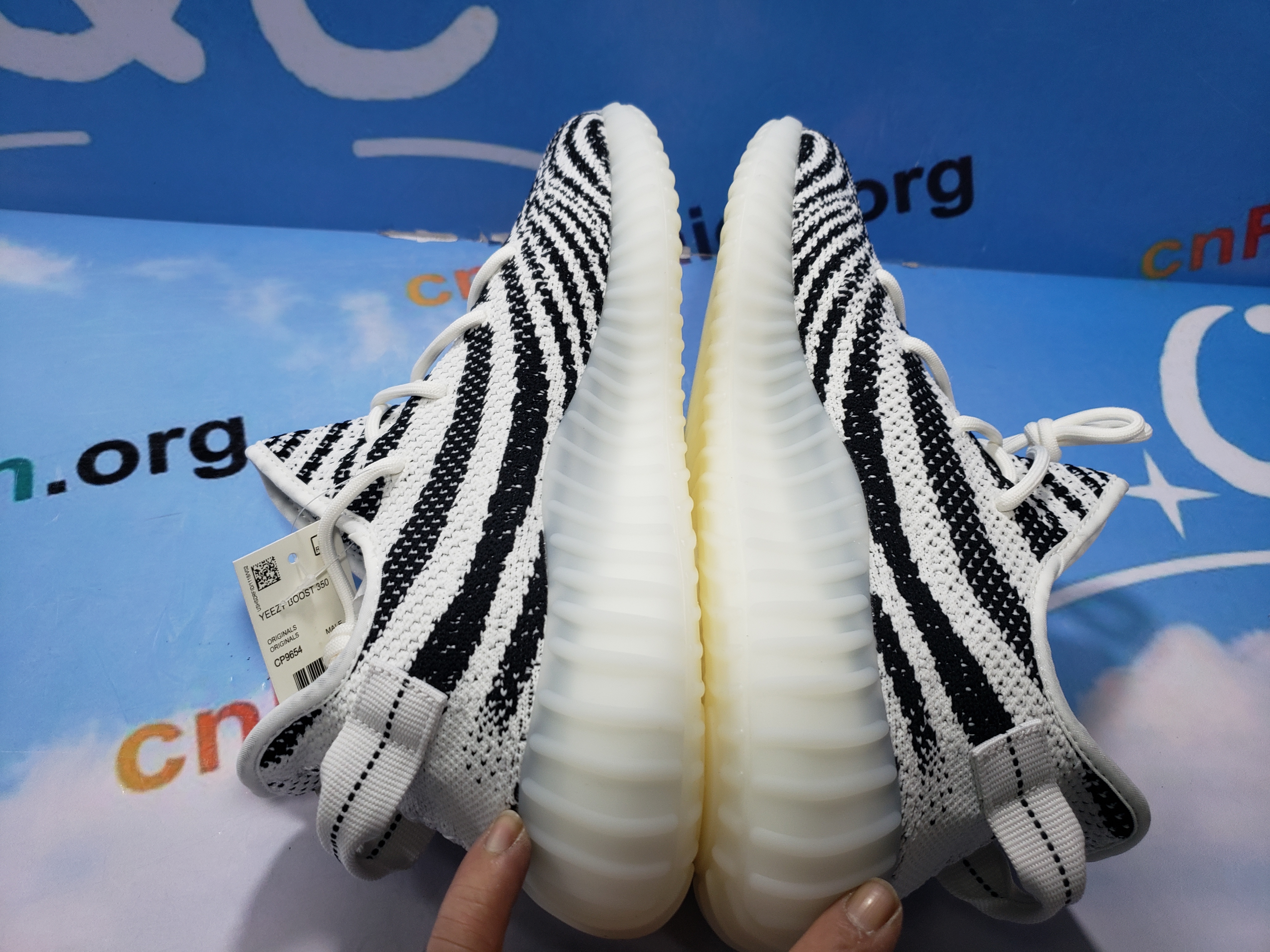 LJR Yeezy Boost 350 V2 Zebra，CP9654