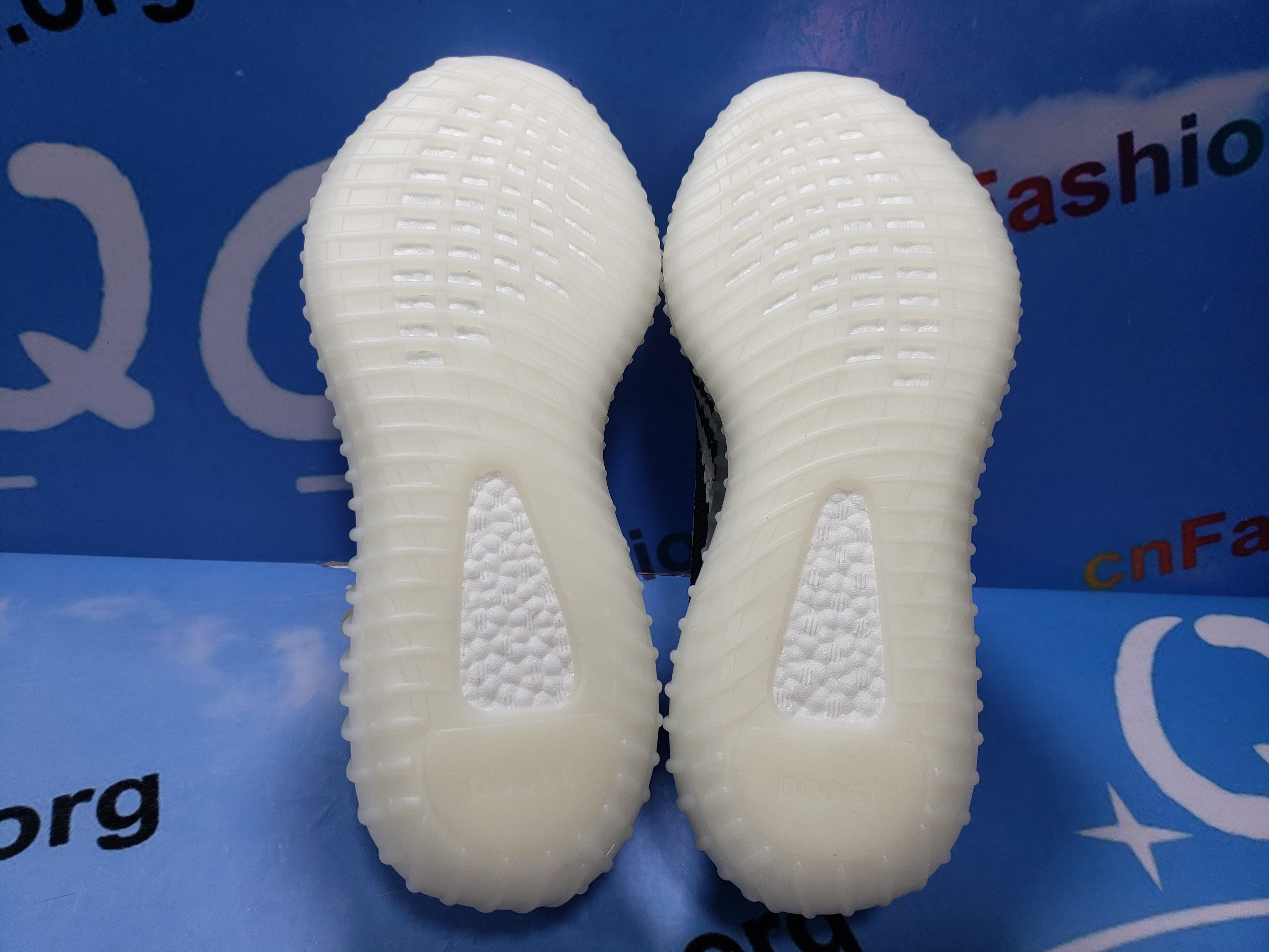 LJR Yeezy Boost 350 V2 Zebra，CP9654