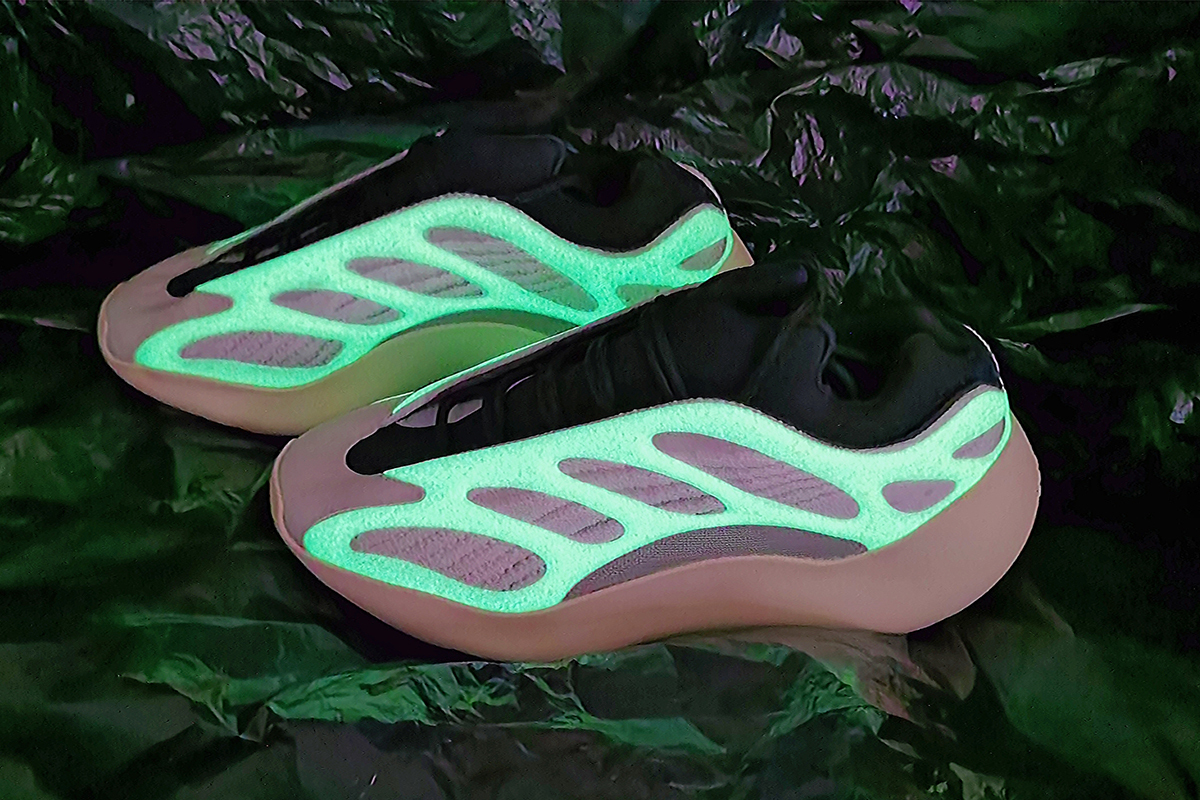 PK GOD Yeezy 700 V3 Azael