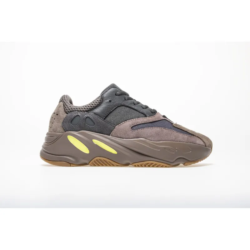 OG Yeezy 700 Mauve