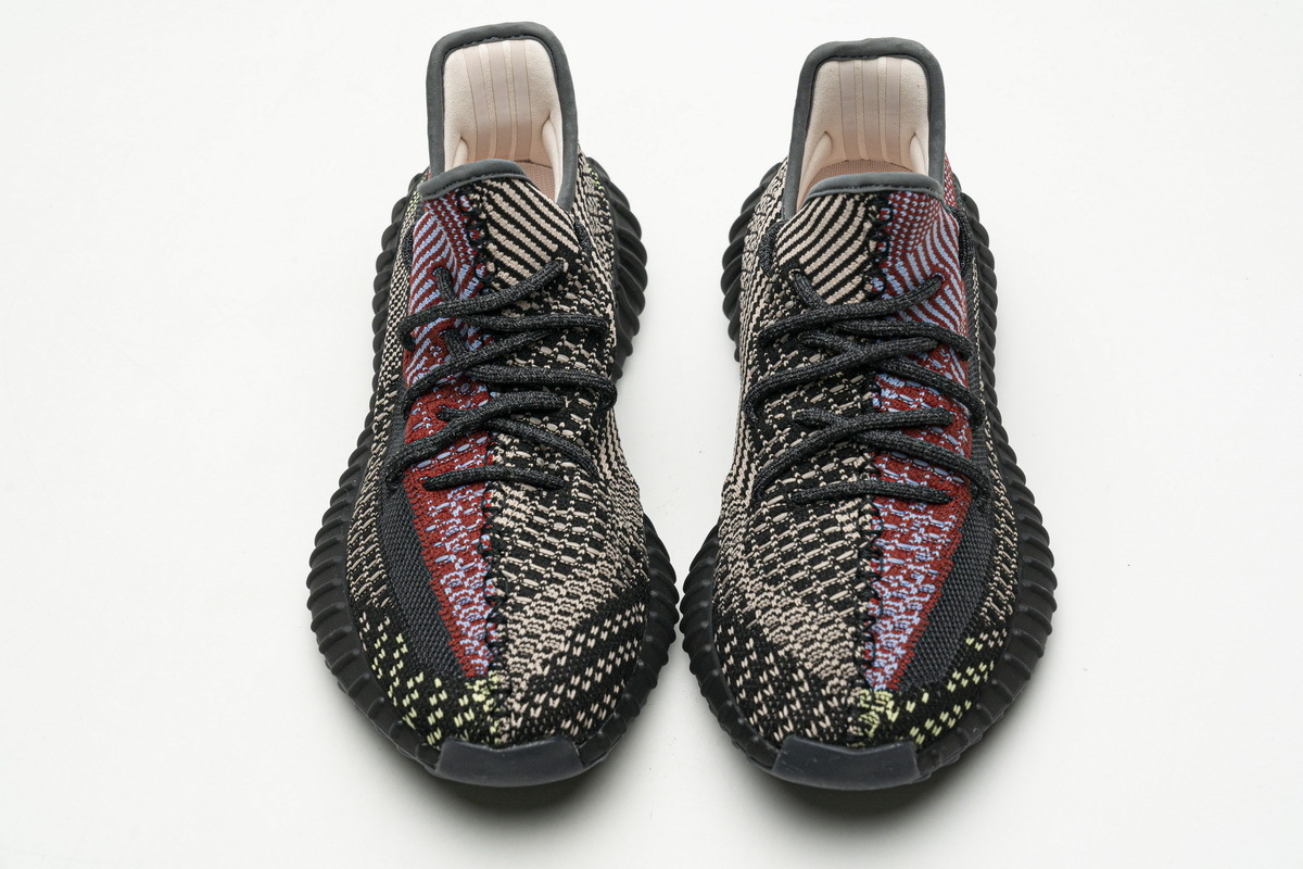 OG Yeezy Boost 350 V2 Yecheil (Non-Reflective)