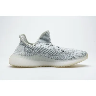 OG Yeezy Boost 350 V2 Cloud White (Reflective) 01