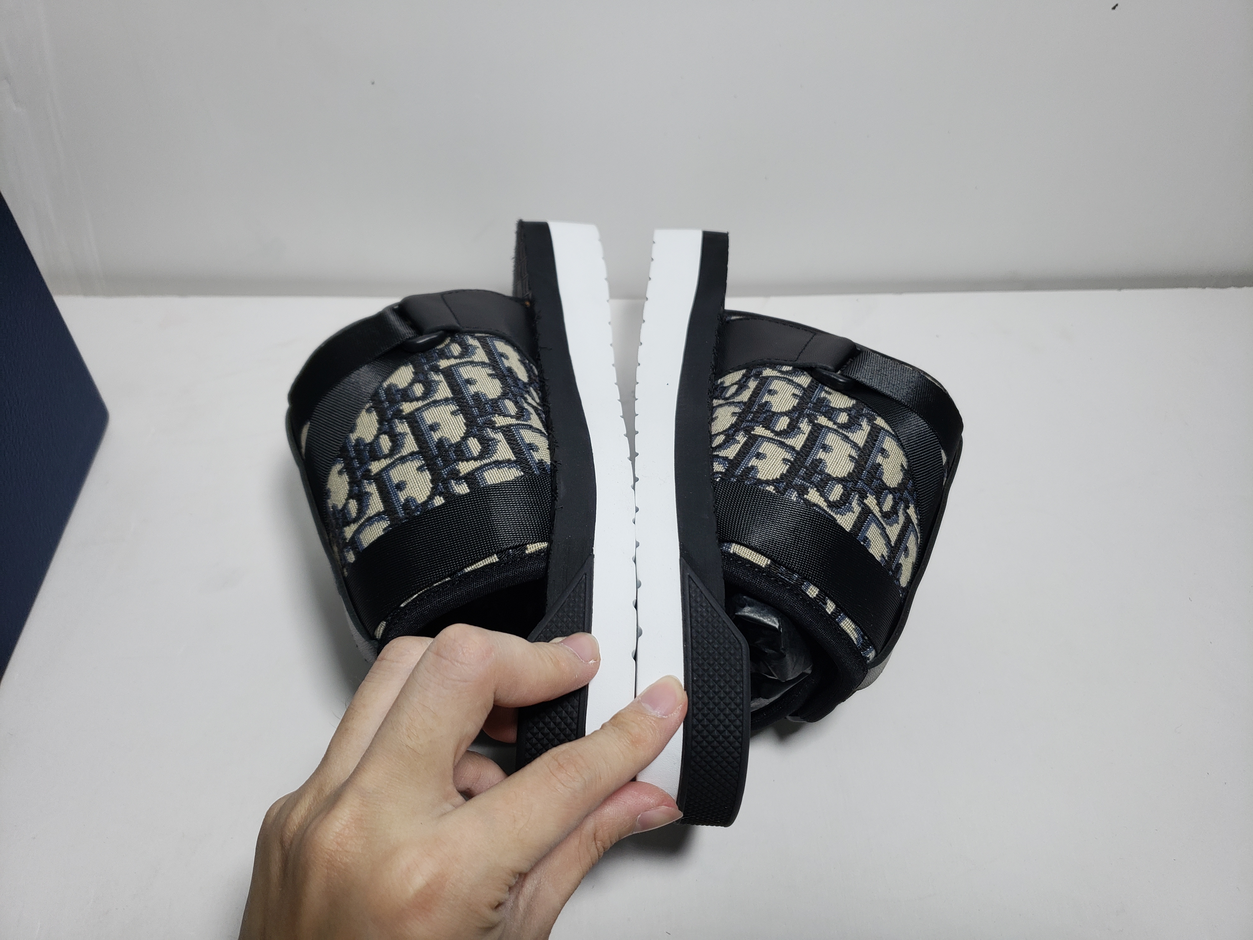 LJR Dior Alpha oblique Half Flower 3SN272ZIR 16536