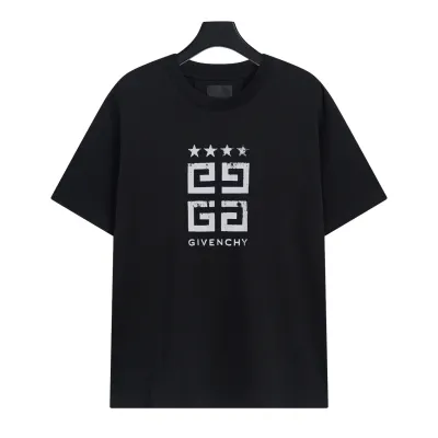 Givenchy-4G graphic print short sleeves T-Shirt 01