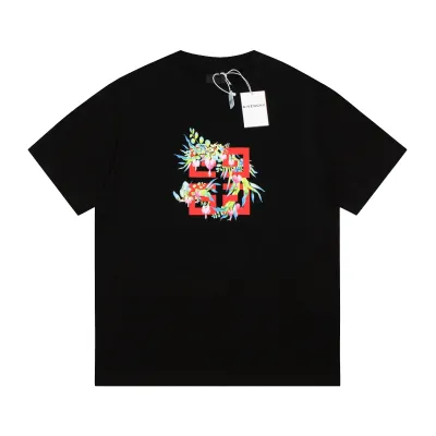 Givenchy-Year of the Dragon Peach Short Sleeve Black T-Shirt 01