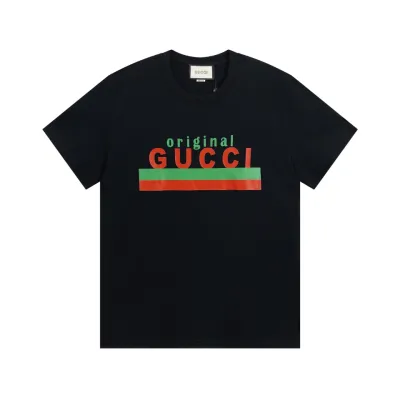 Gucci - Red and Green Striped Printed Short Sleeves Black T-Shirt 01