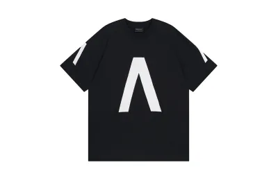 Balenciaga KT23101 T-shirt 02