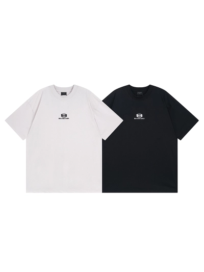 Balenciaga KT23105 T-shirt 01