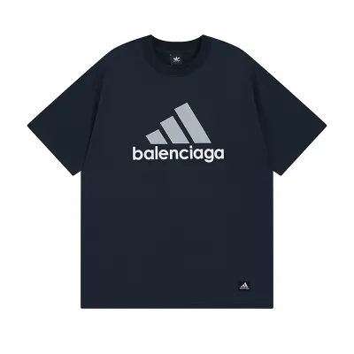 Balenciaga KT2353 T-shirt 02
