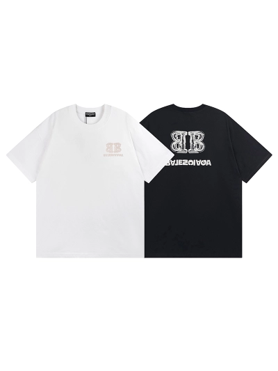 Balenciaga KT2360 T-shirt 01