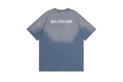 Balenciaga KT2395 T-shirt 02