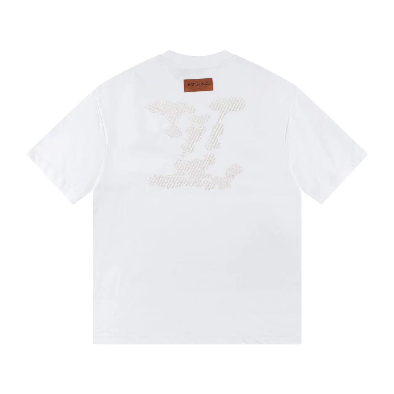 Louis Vuitton-204756 T-shirt