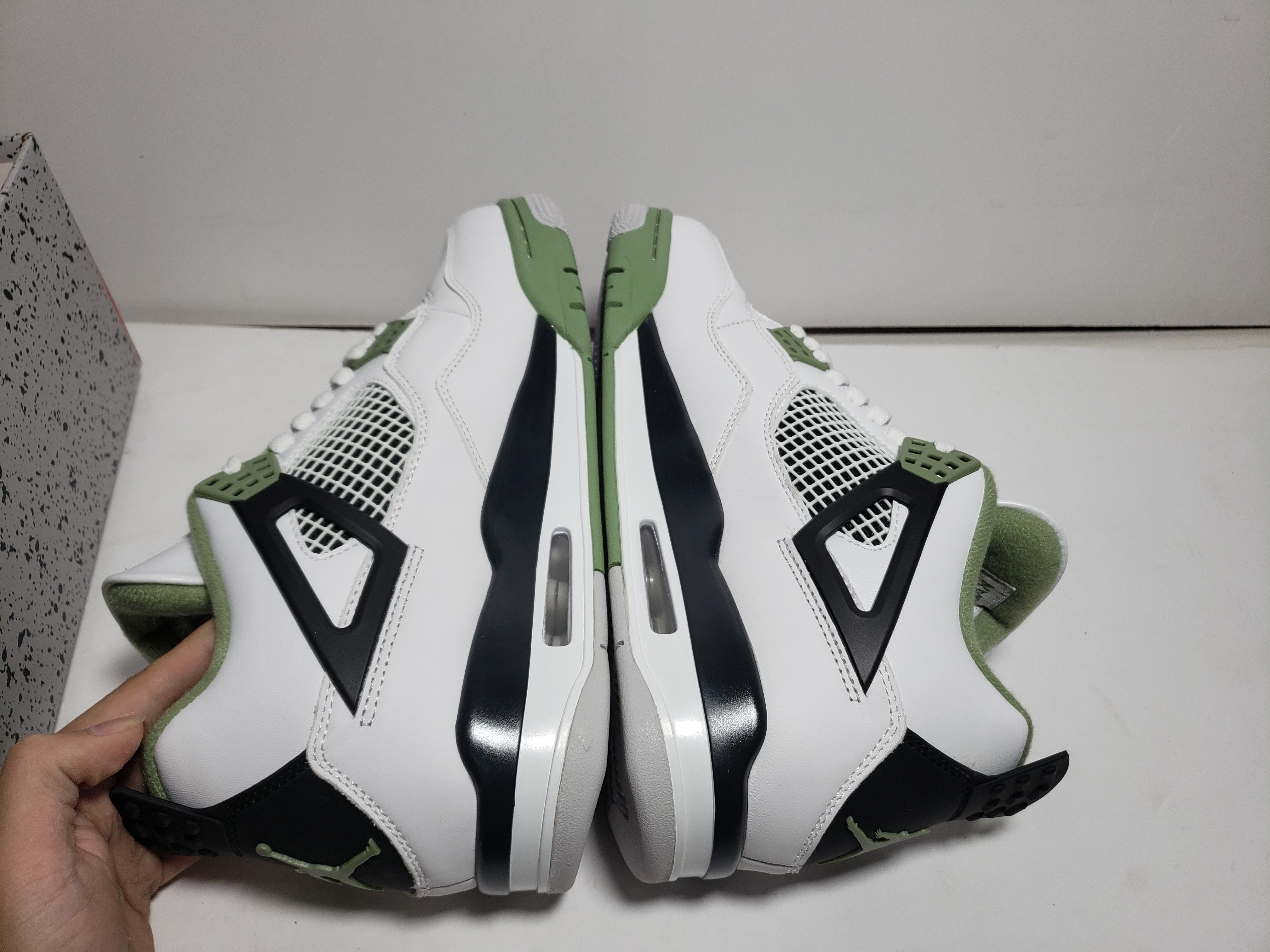LJR Jordan 4 Retro Seafoam (W) AQ9129-103