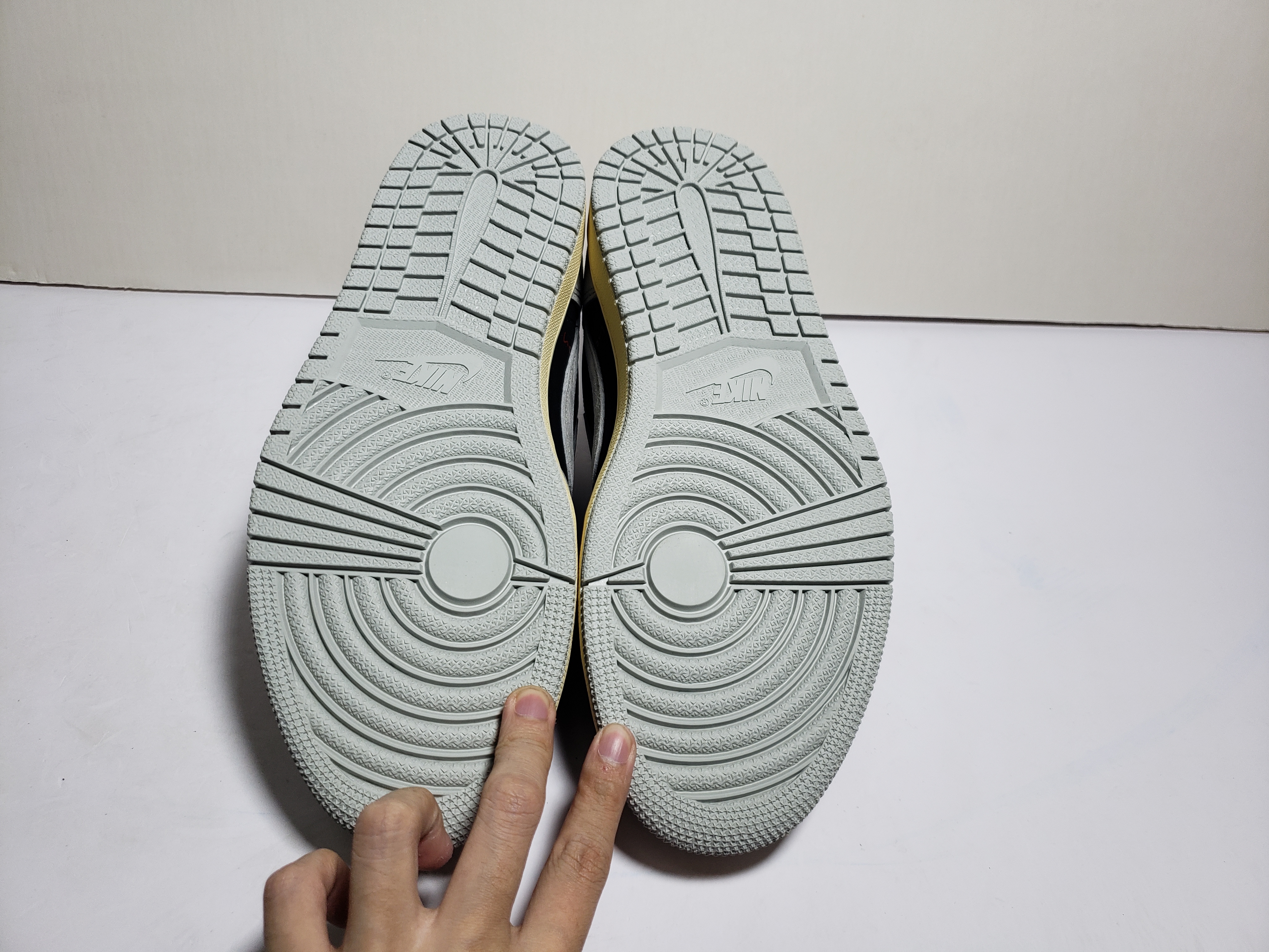 LJR Jordan 1 x Travis Scott Low White Grey Low Gang,DM7866-010