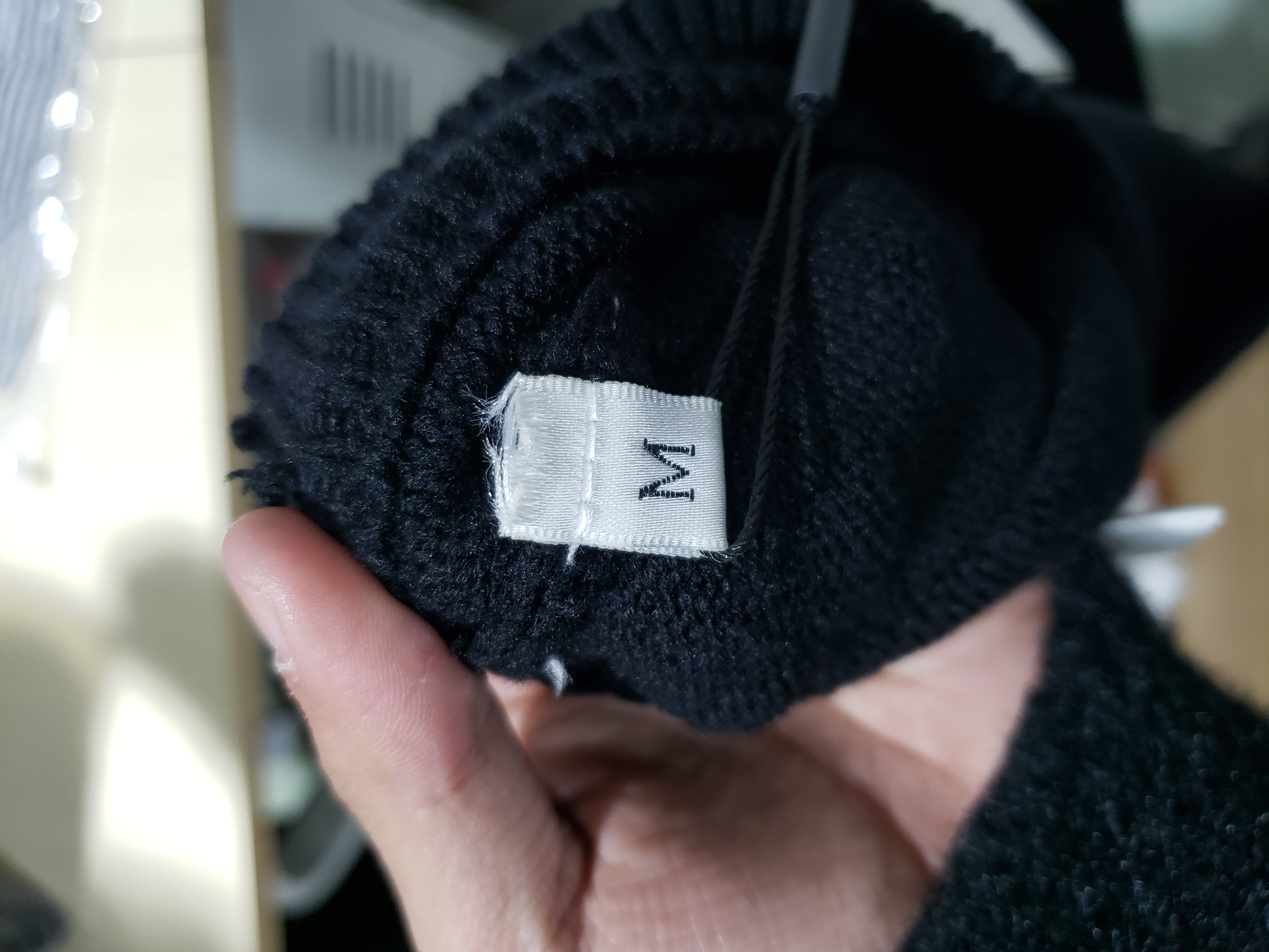 AMI PARIS 21FW heart embroidered crew neck sweater