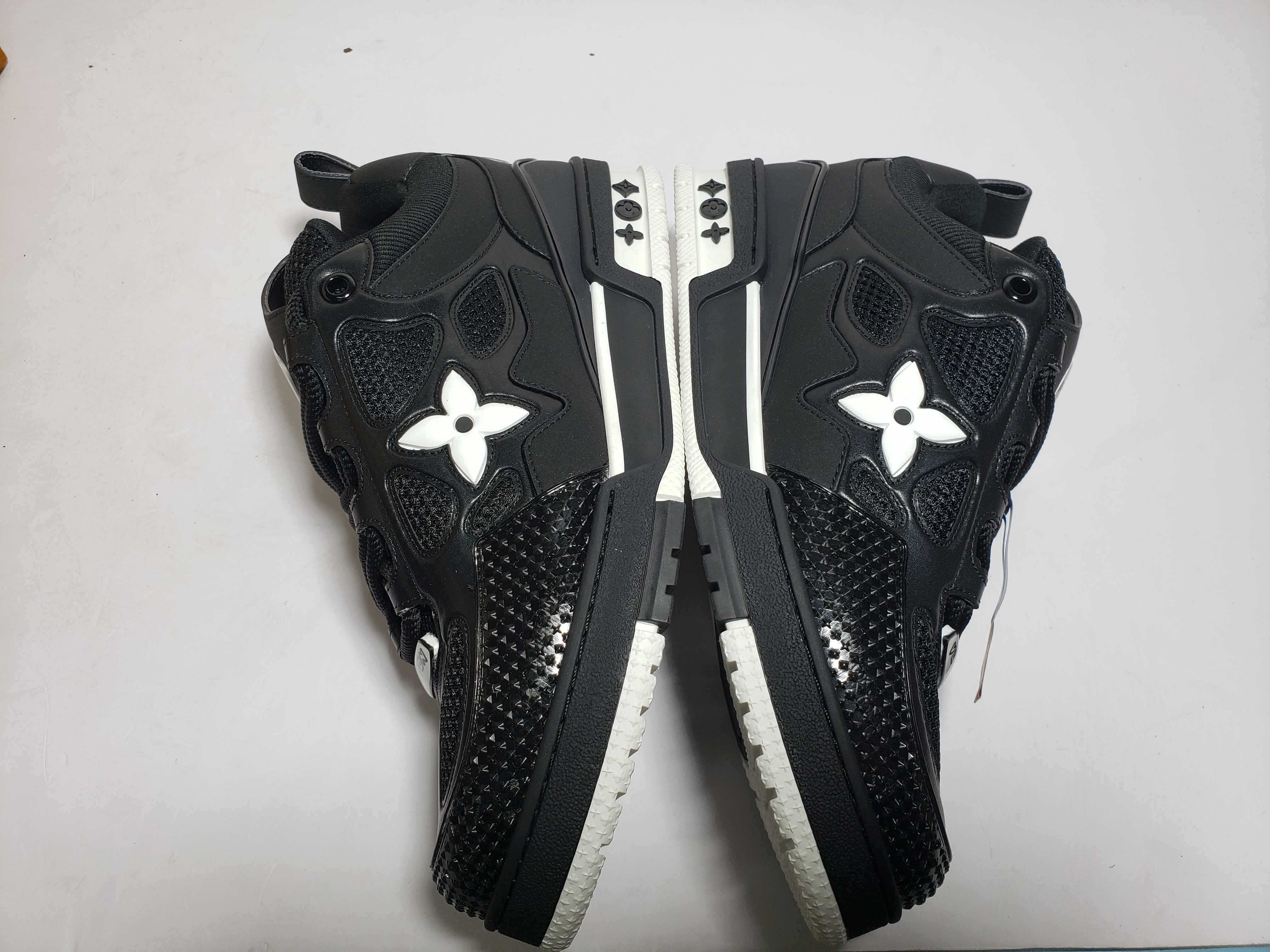 LJR Louis Vuitton Leather lace up Fashionable Board Shoes Black