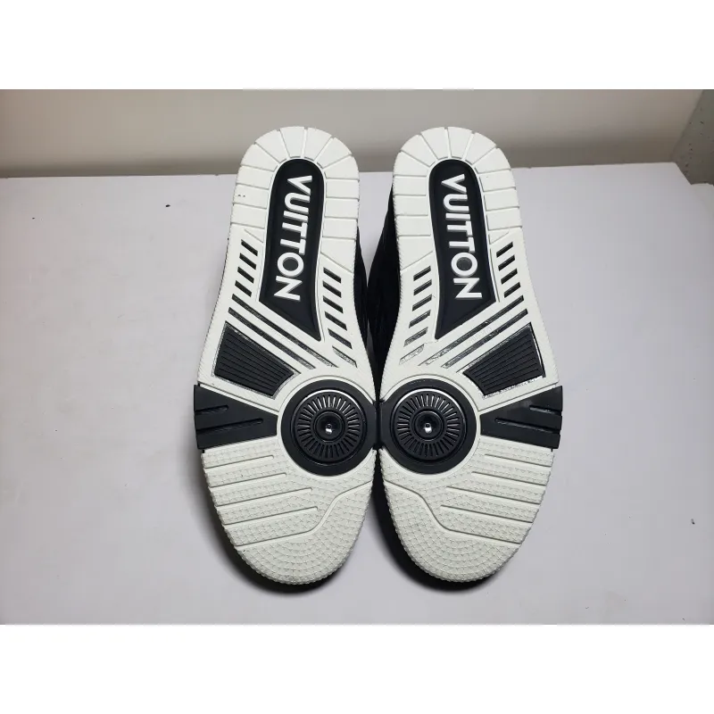 LJR Louis Vuitton Leather lace up Fashionable Board Shoes Black