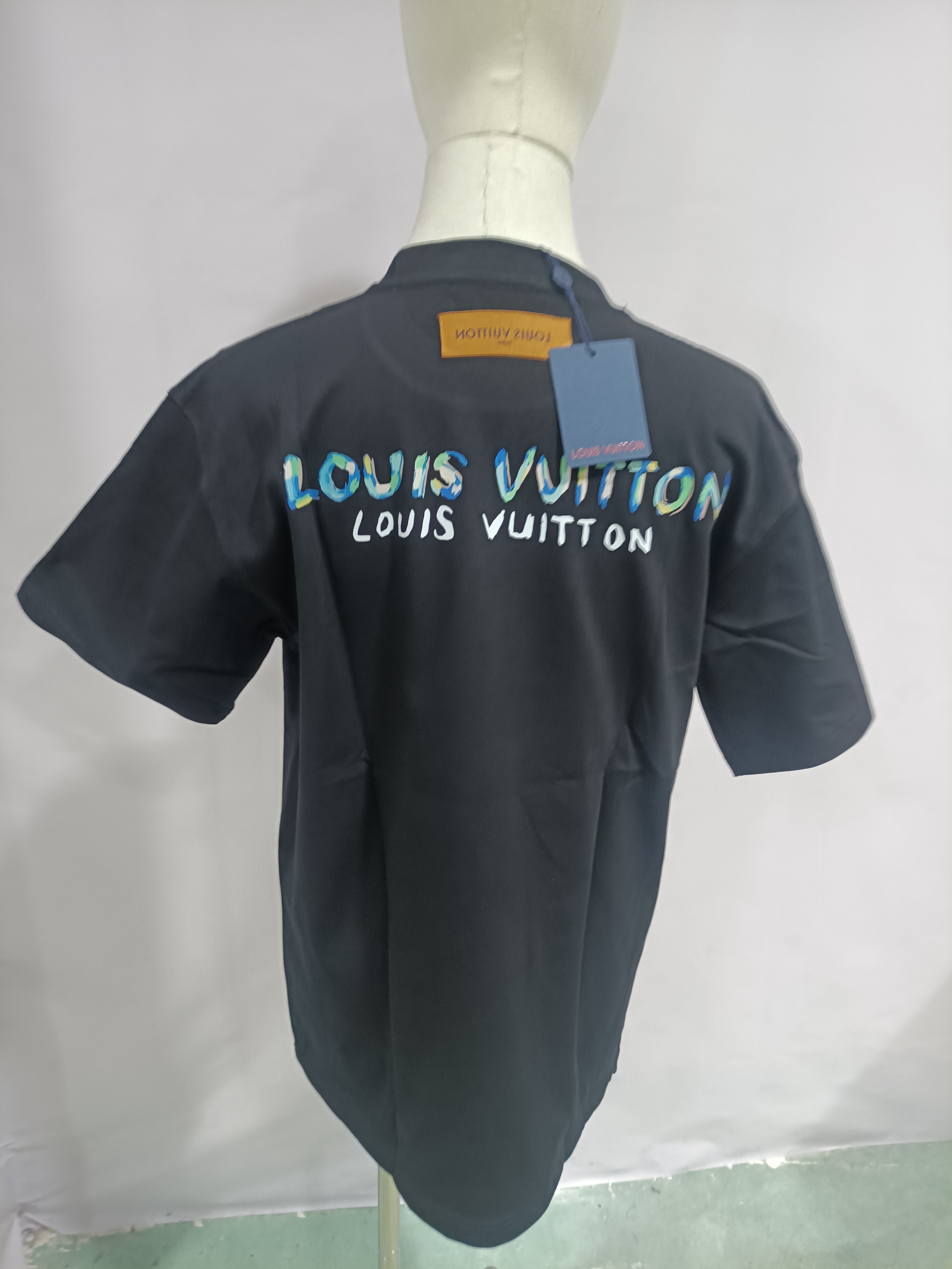 Louis Vuitton hand-painted graffiti letter T-Shirts black