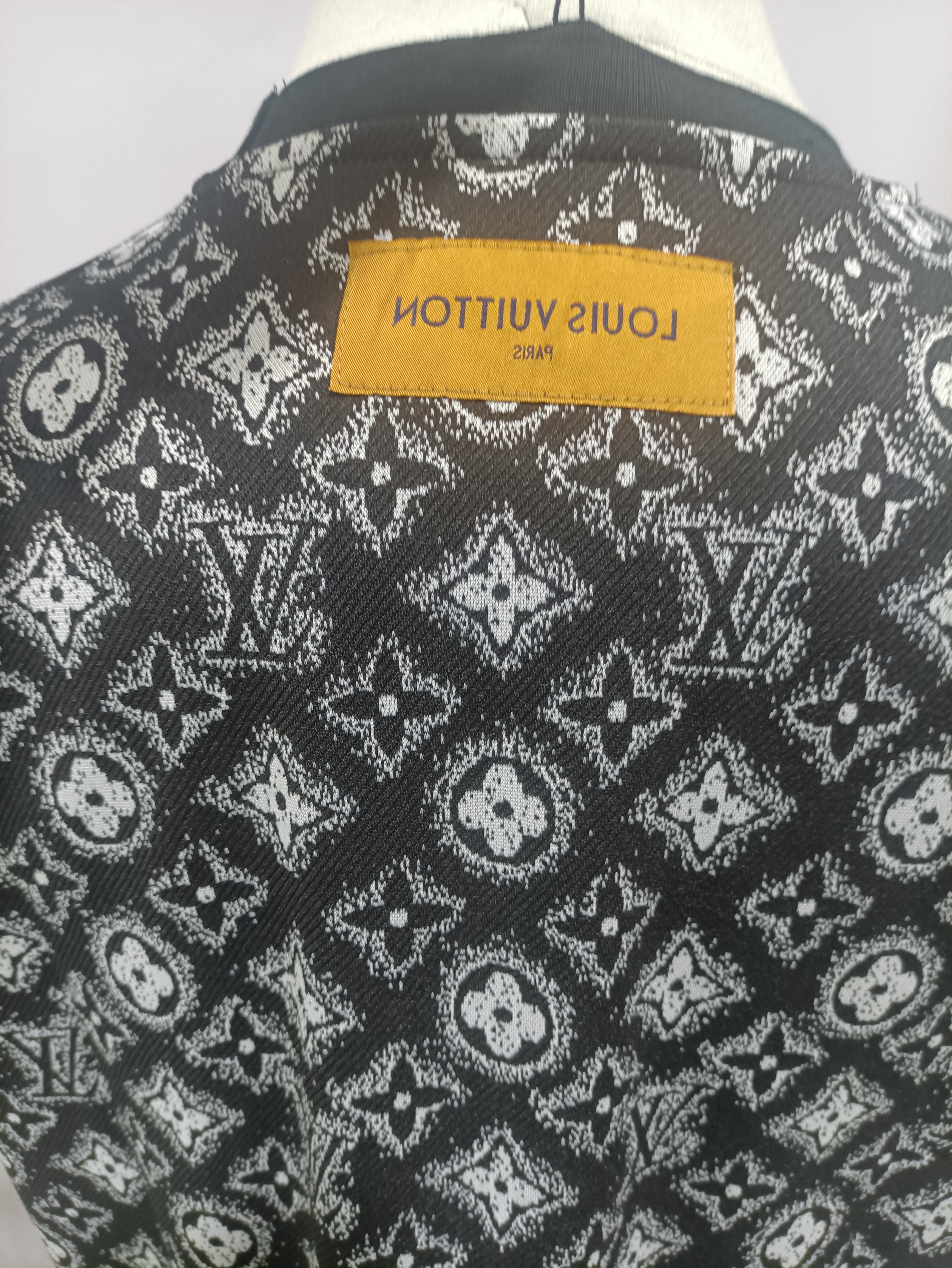 Louis Vuitton-198492 T-shirt