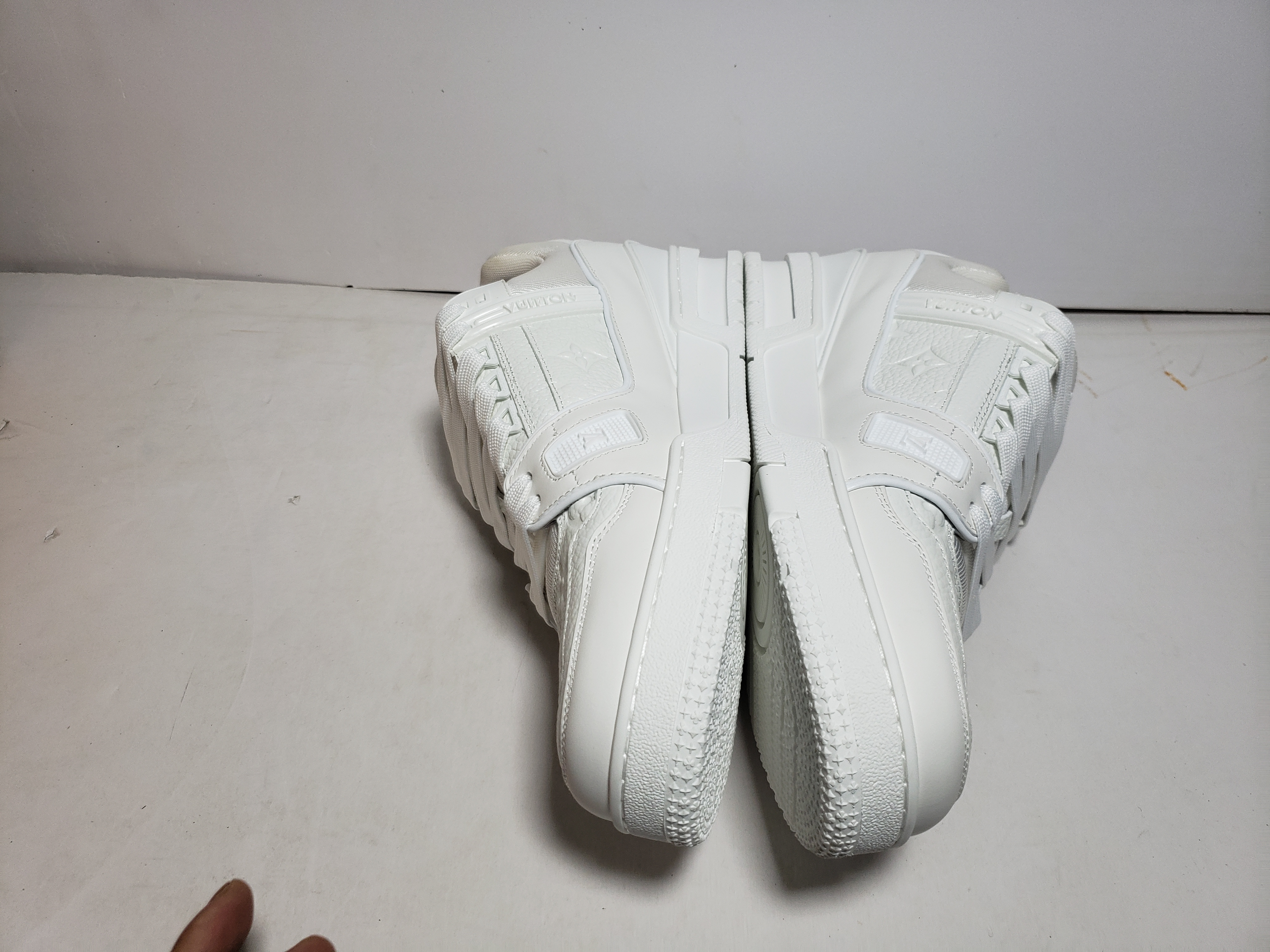 LJR Louis Vuitton Trainer White
