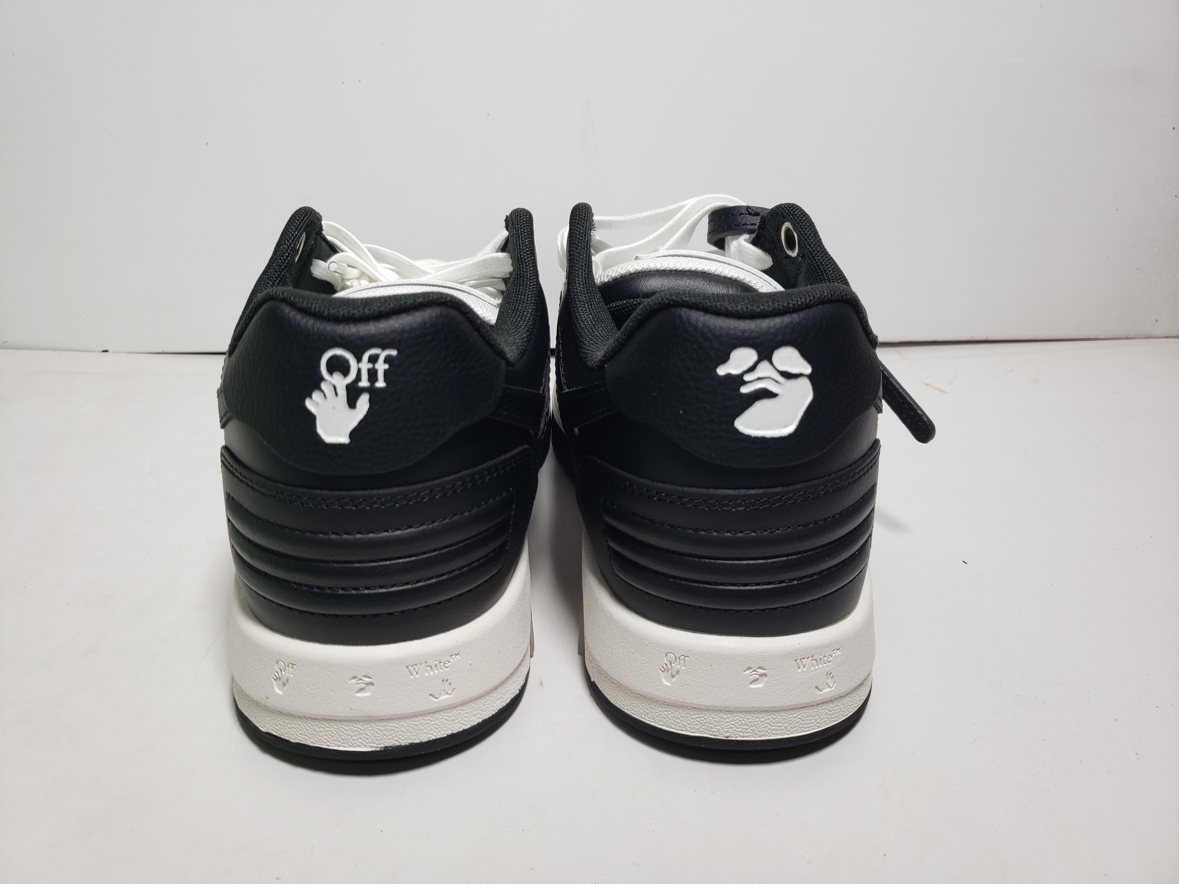 LJR OFF-WHITE Out Of Office Black And White,OMIA189 C99LEA00 11004