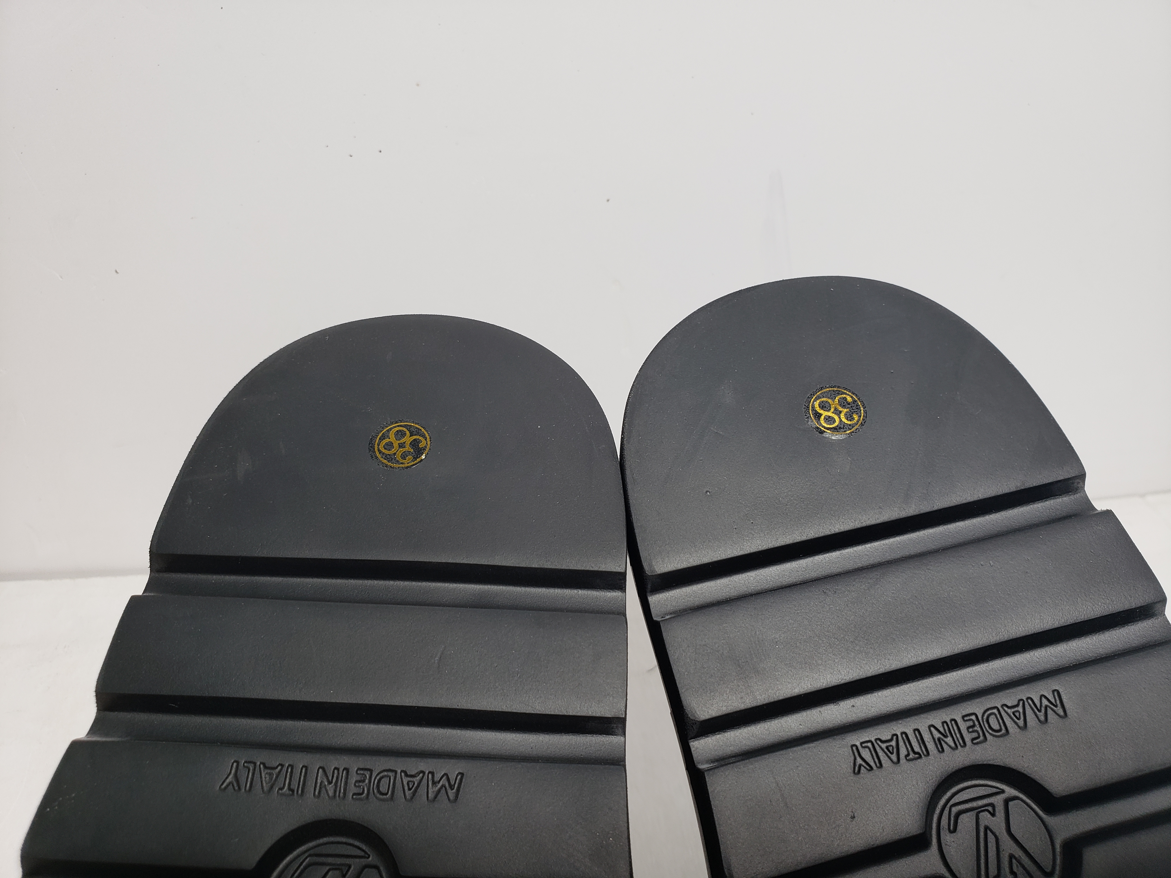 LJR LOUIS VUITTON Pool Pillow Black Label Cowboy