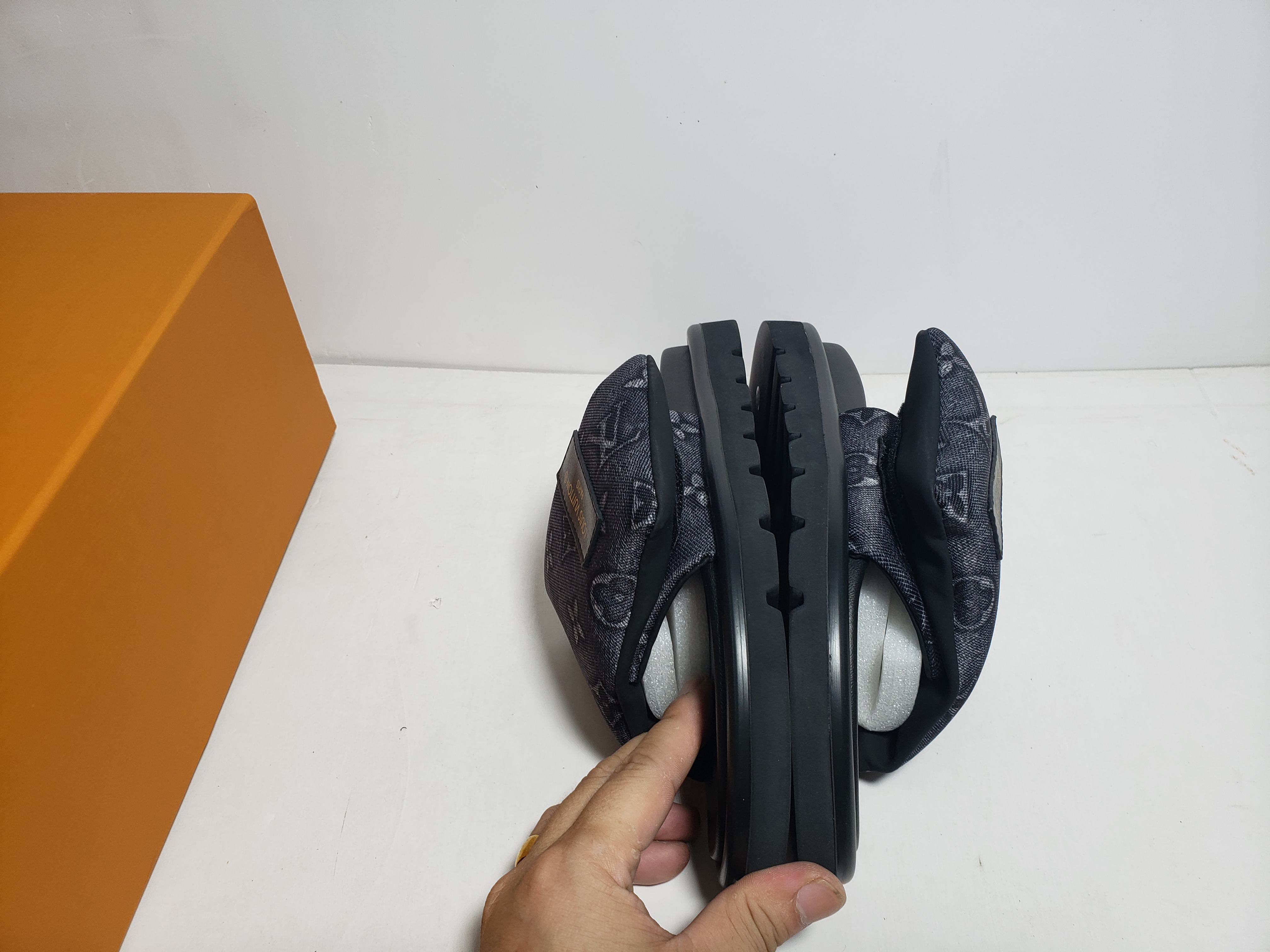 LJR LOUIS VUITTON Pool Pillow Black Label Cowboy