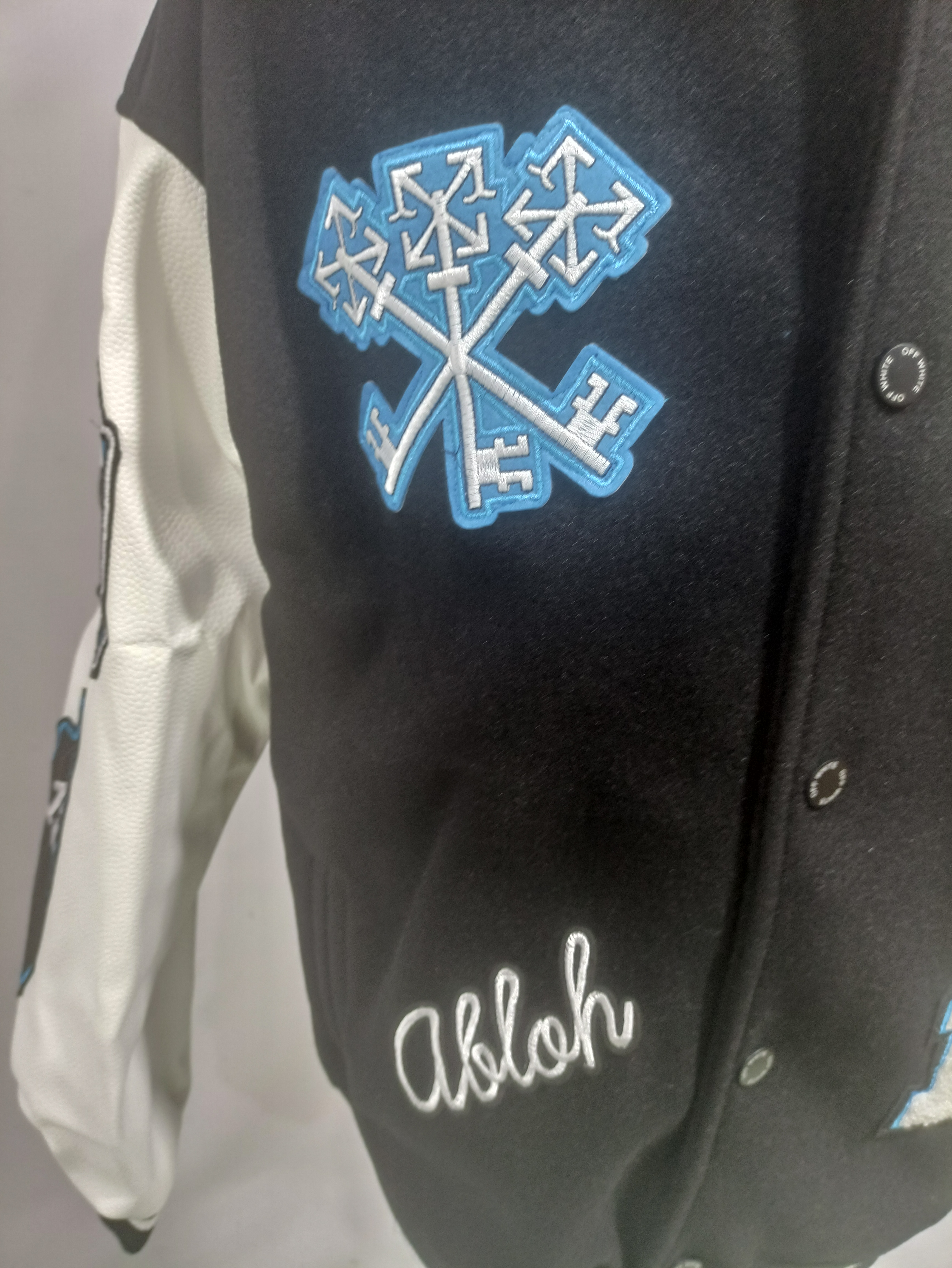 Off White Jacket Heavy Industry Embroidery with Cotton Clip，S008