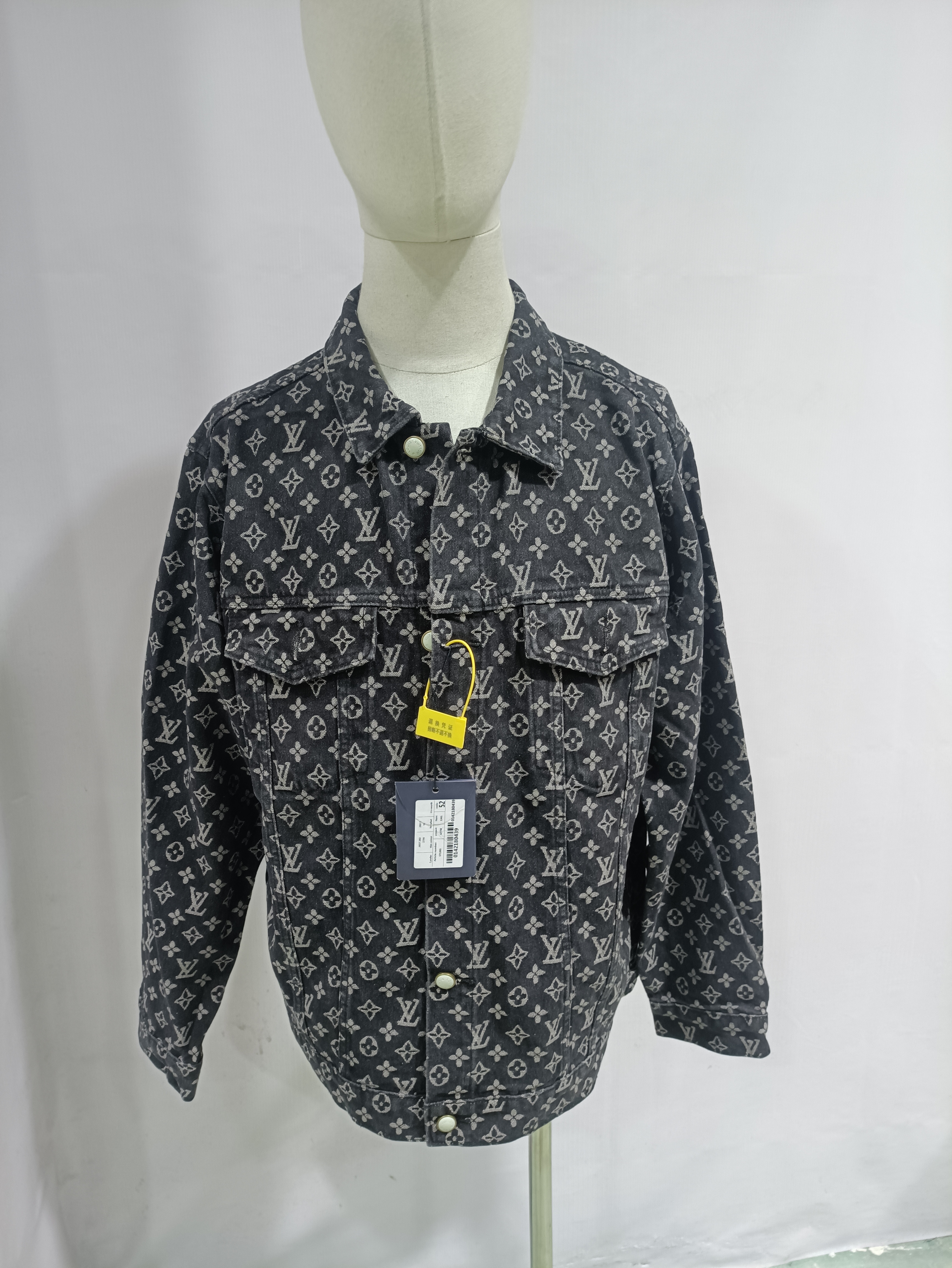 Louis Vuitton all-over simple jacquard logo denim jacket