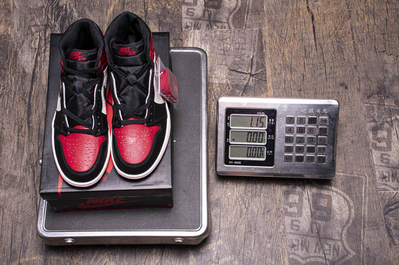 Air Jordan 1 High OG “Bred Toe” reps,555088-610
