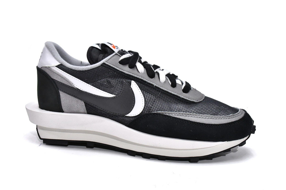 Sacai x Nike LDV Waffle Black reps