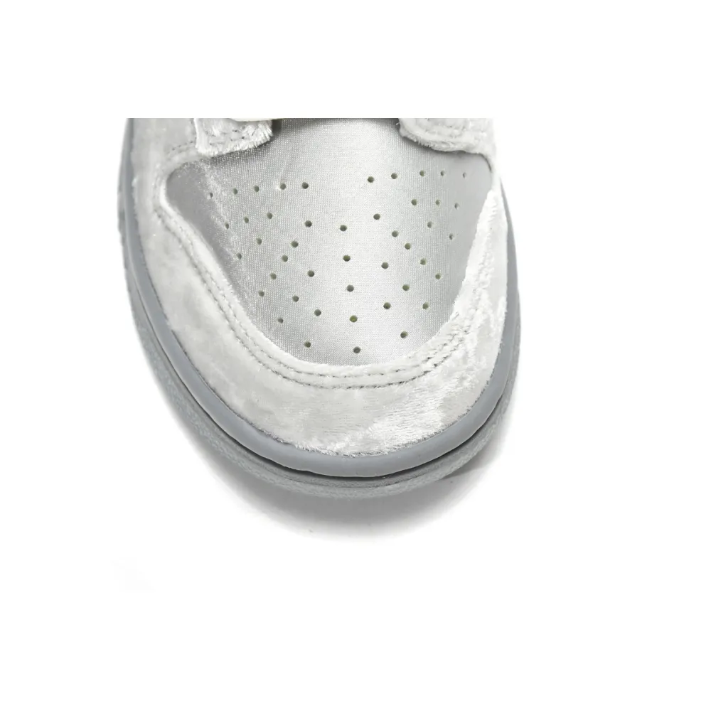 Dunk Low Ice Replica,DO2326-001