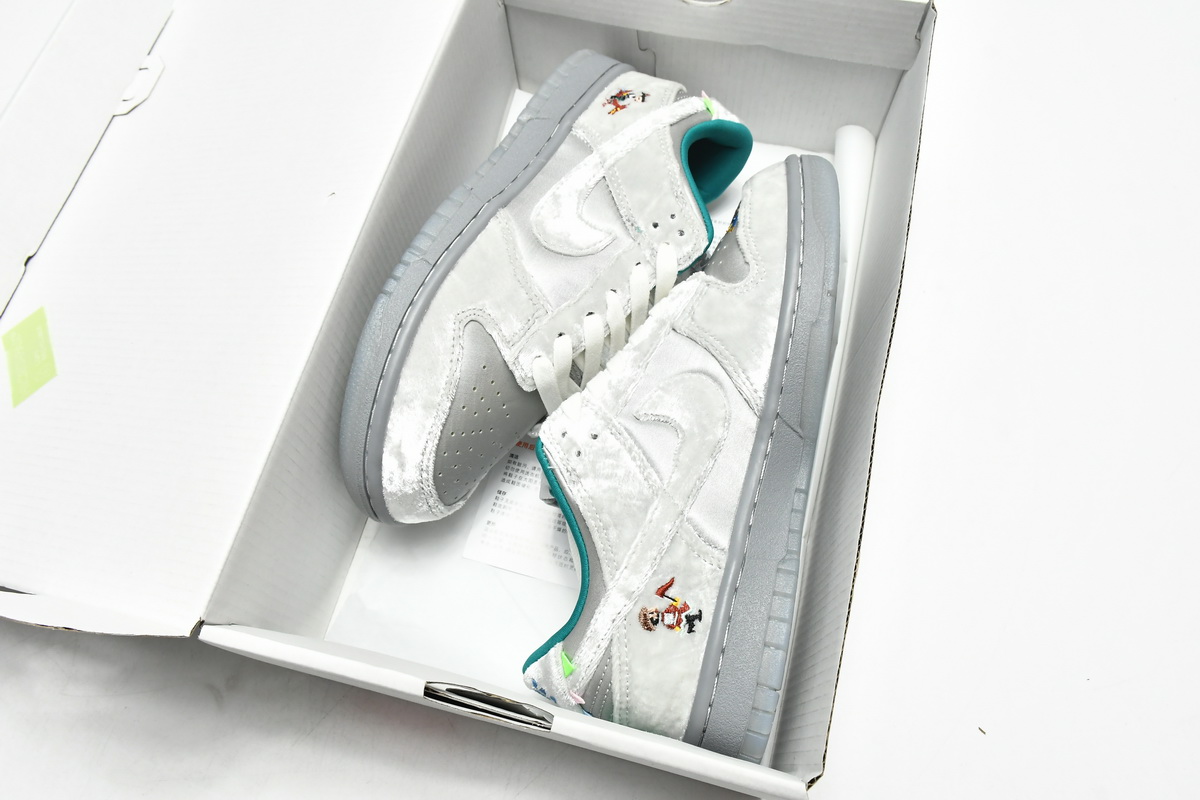 Dunk Low Ice Replica,DO2326-001