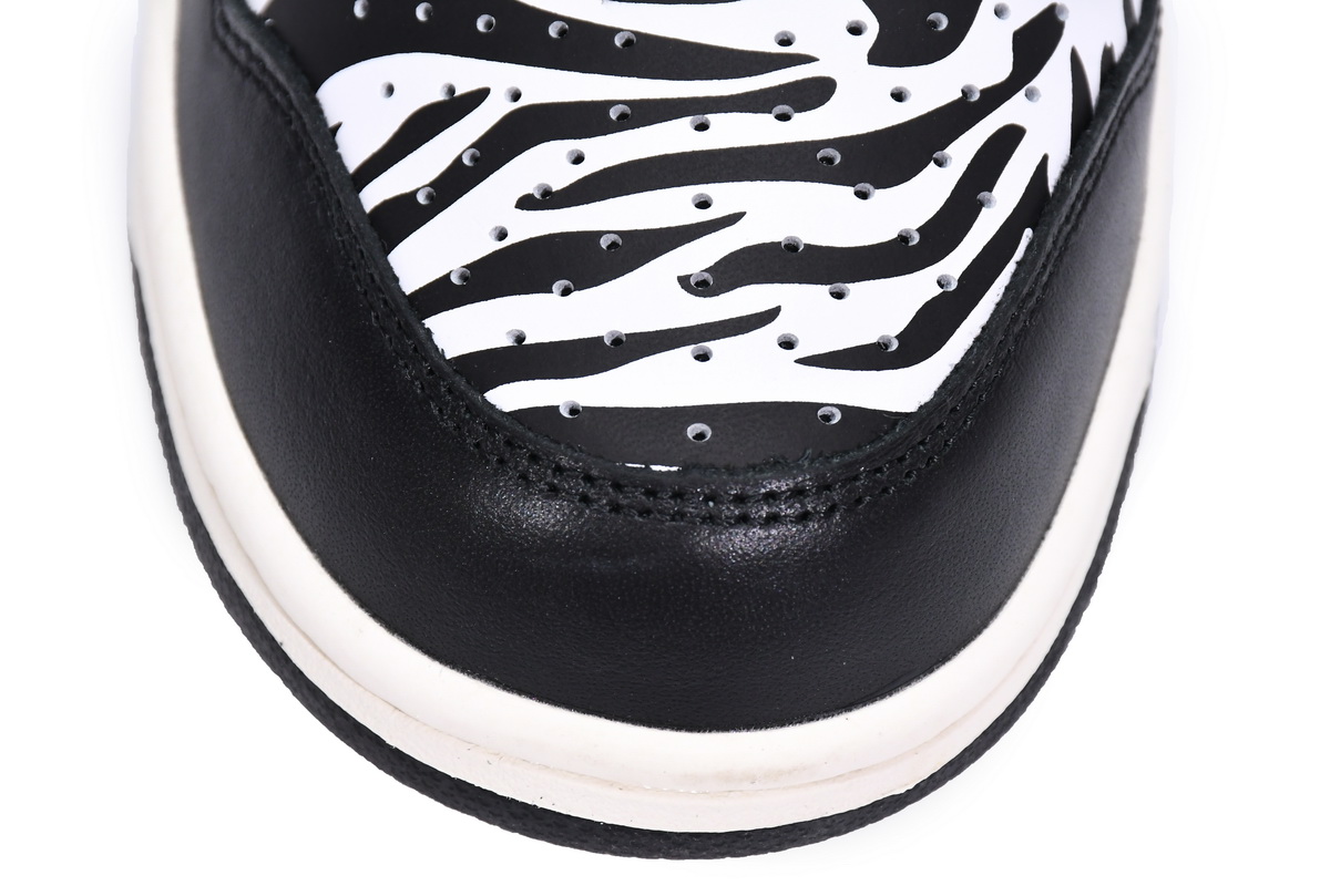 SB Dunk Low OG QS Quartersnacks Zebra Replica,DM3510-001