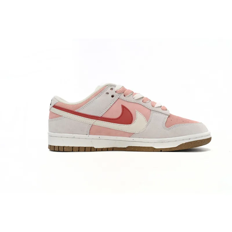 SB Dunk Low “Year of the Rabbit” Replica,DO9457-100