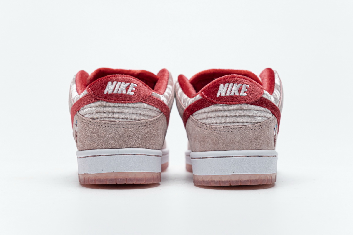 SB Dunk Low StrangeLove Skateboards Replica,CT2552-800