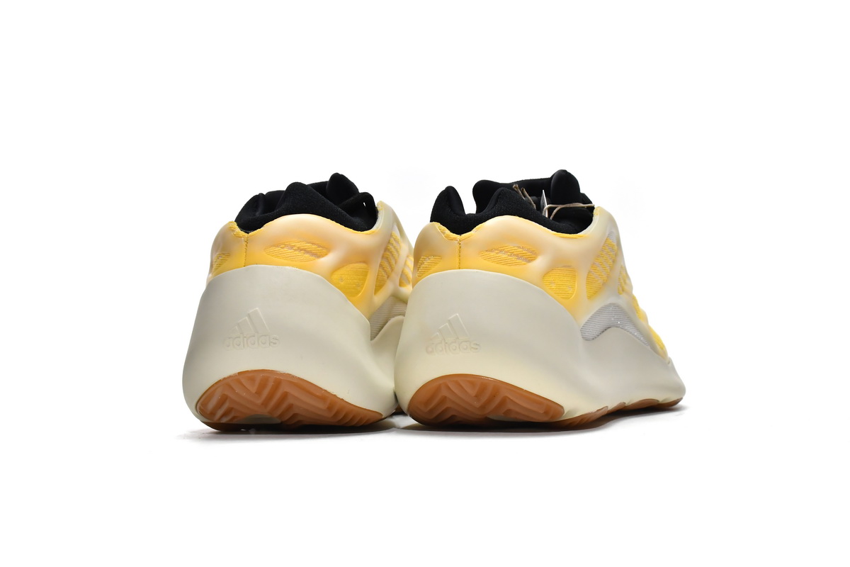 Yeezy 700 V3 Mono Safflower Replica,HP5425