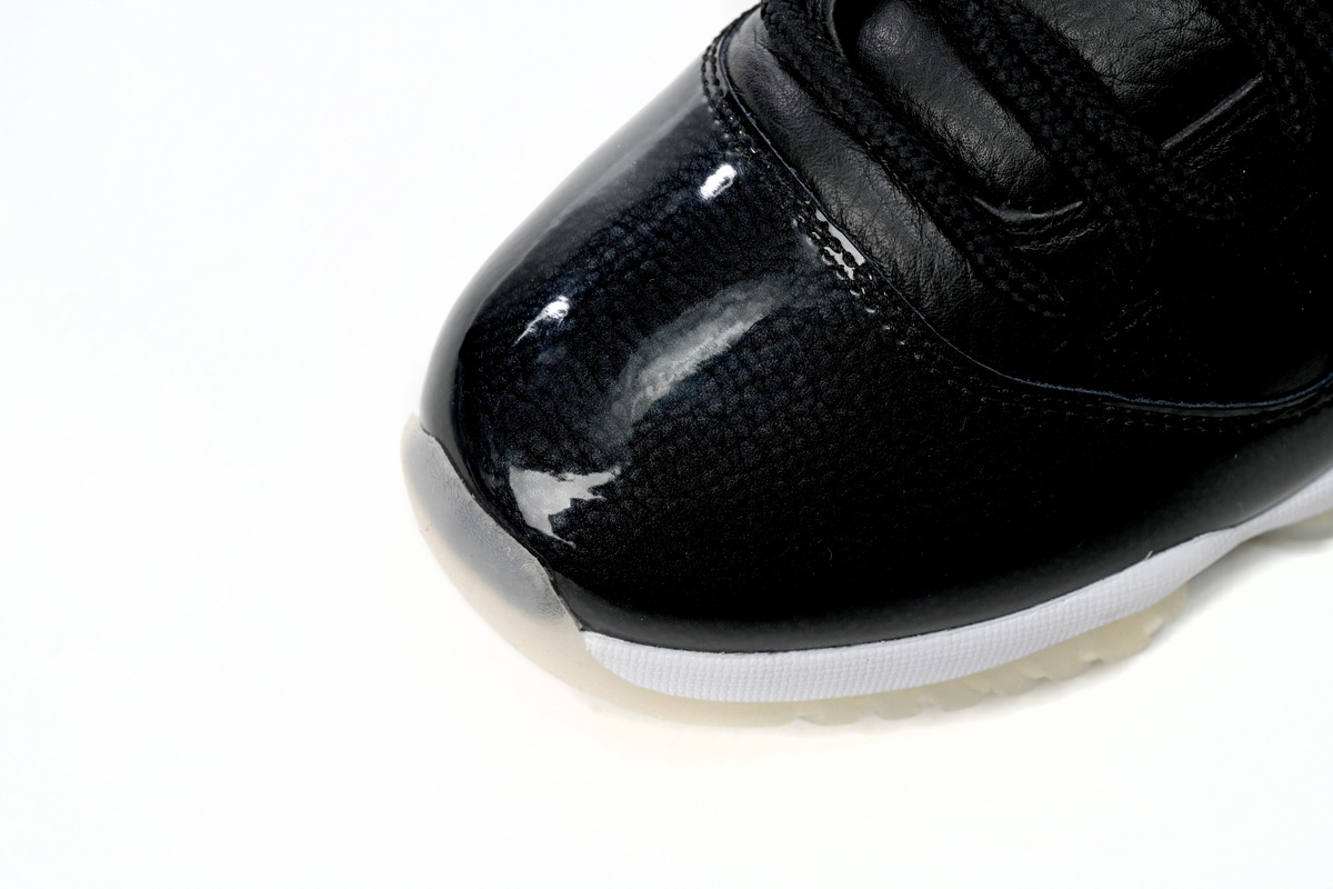 Jordan 11 Retro Low 72-10 Replica, AV2187-001