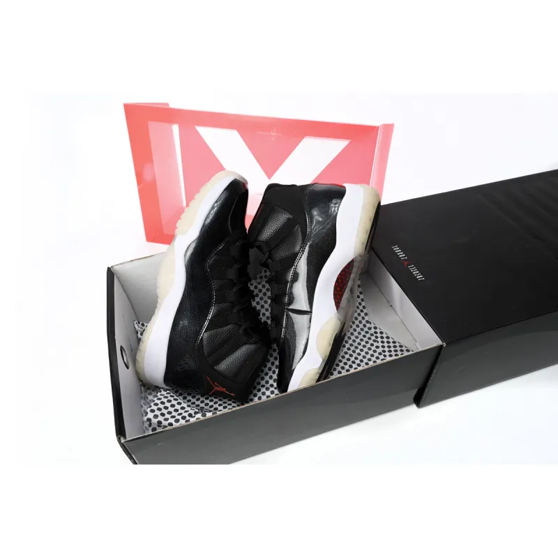 Jordan 11 Retro 72-10 Replica, 378037-002