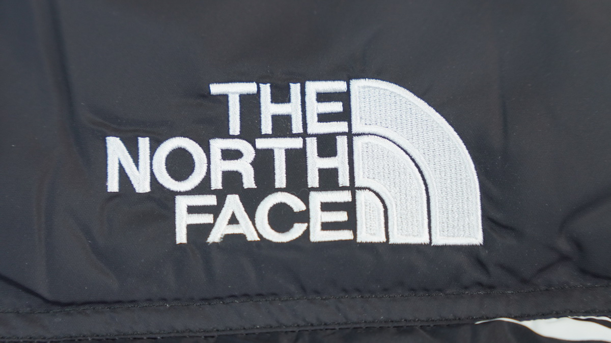 TheNorthFace Splicing White And Black Zebra