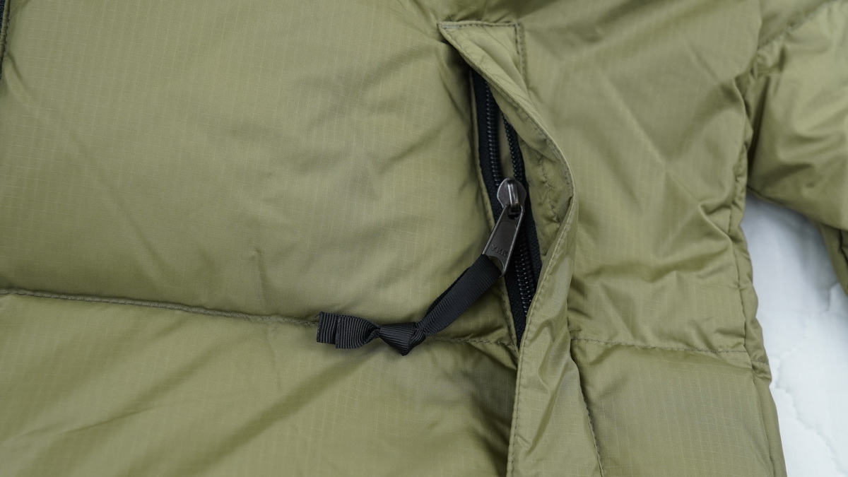 TheNorthFace Splicing White And Red  Grass Green