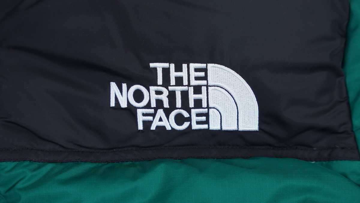 TheNorthFace Splicing White And Red Blackish Green