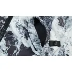 TheNorthFace Splicing White And Snow Mountain