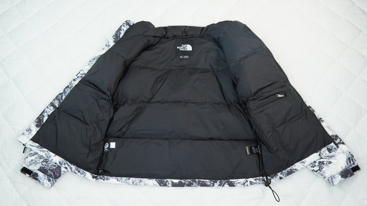 TheNorthFace Splicing White And Snow Mountain
