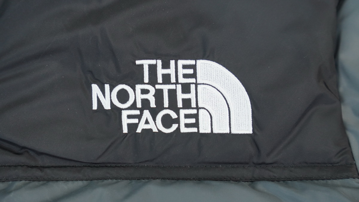 TheNorthFace Splicing White And Glossy Gray