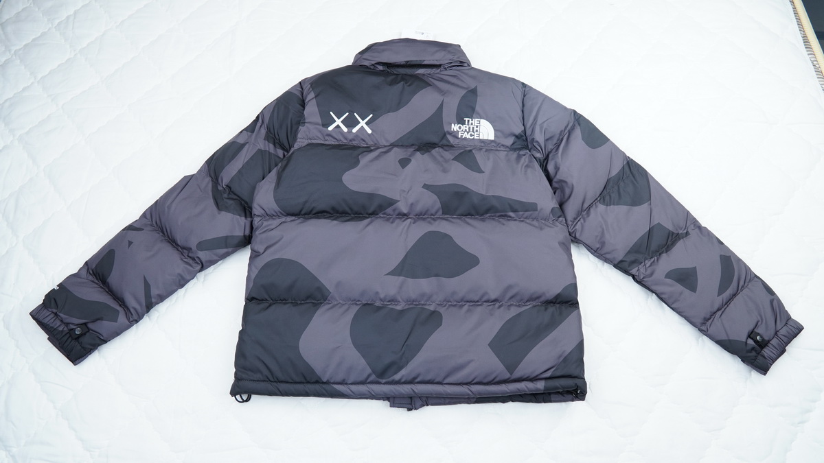 TheNorthFace Splicing White And  XX black